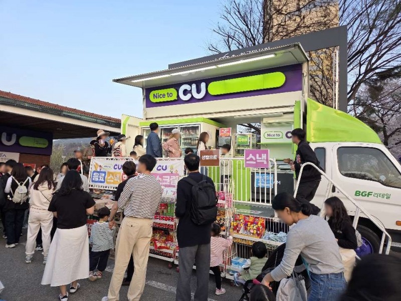 CU 이동형 편의점, 봄 축제에 온디맨드 전략 펼쳐