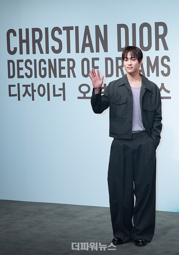 홍태준,포토월행사