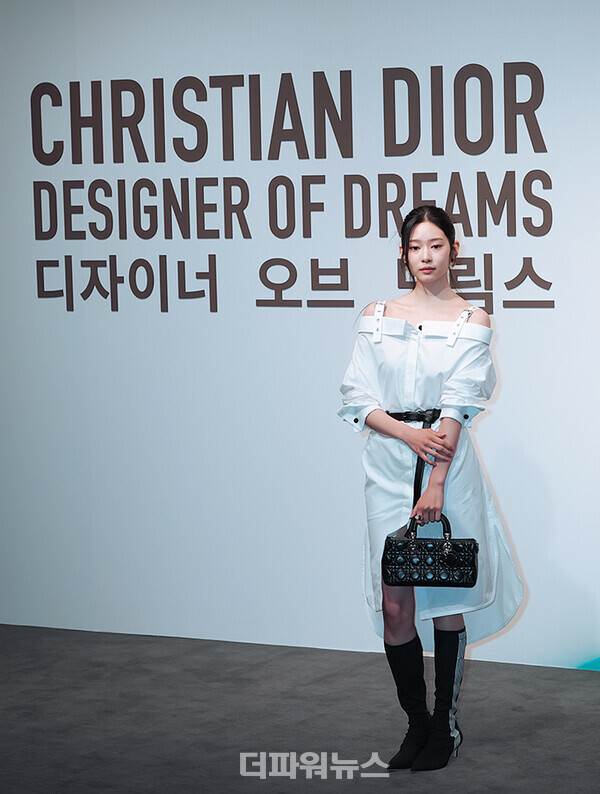 김민주,포토월행사