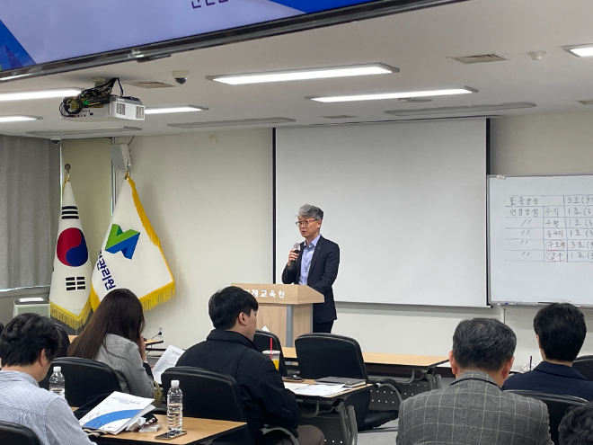 인사말씀 중인 김도균 수도권지역본부장.(사진=국토안전관리원)