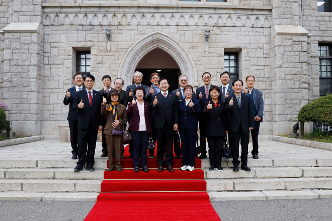 고려대 의과대학 33회 동기회, 졸업 50주년 기념 의학발전기금 1억원 쾌척