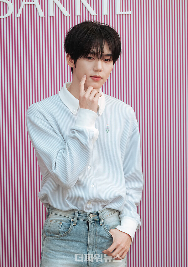 제로베이스원한유진,포토월행사