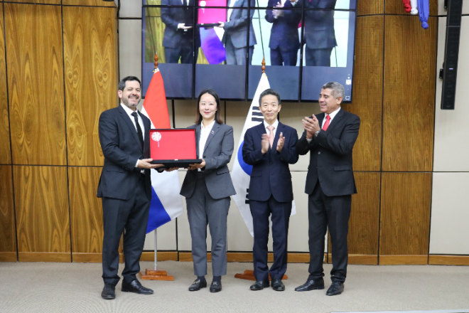 코이카 파라과이 사무소, 파라과이 국회로부터 공로상 수상