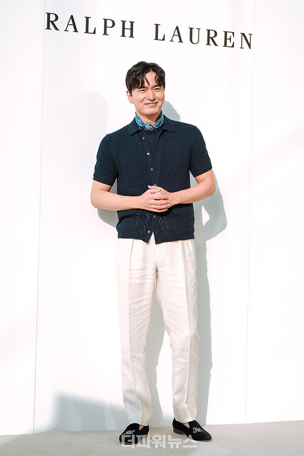 이진욱,포토월행사