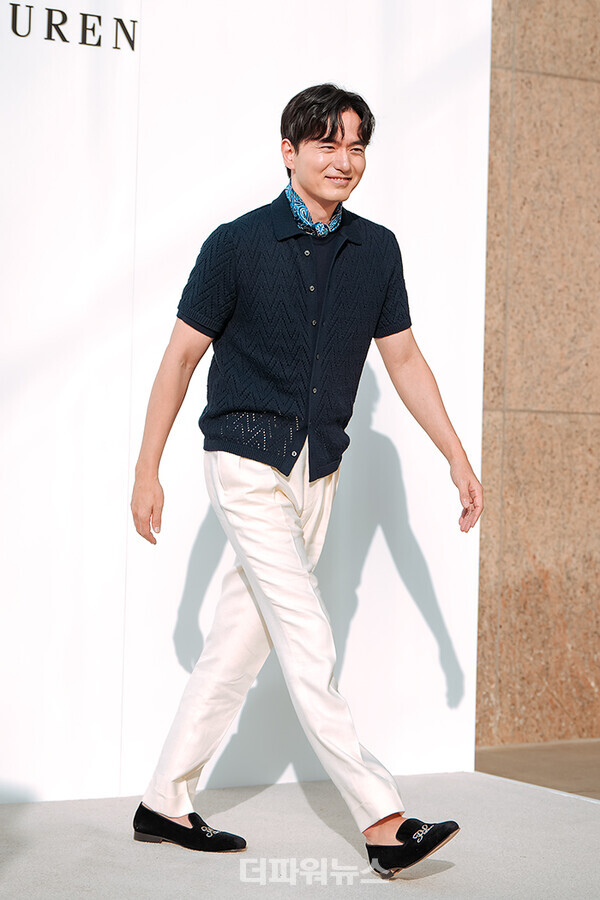 이진욱,포토월행사