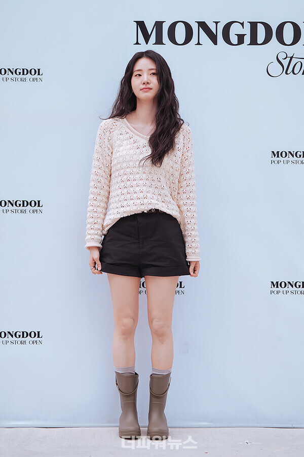 신시아,포토월행사