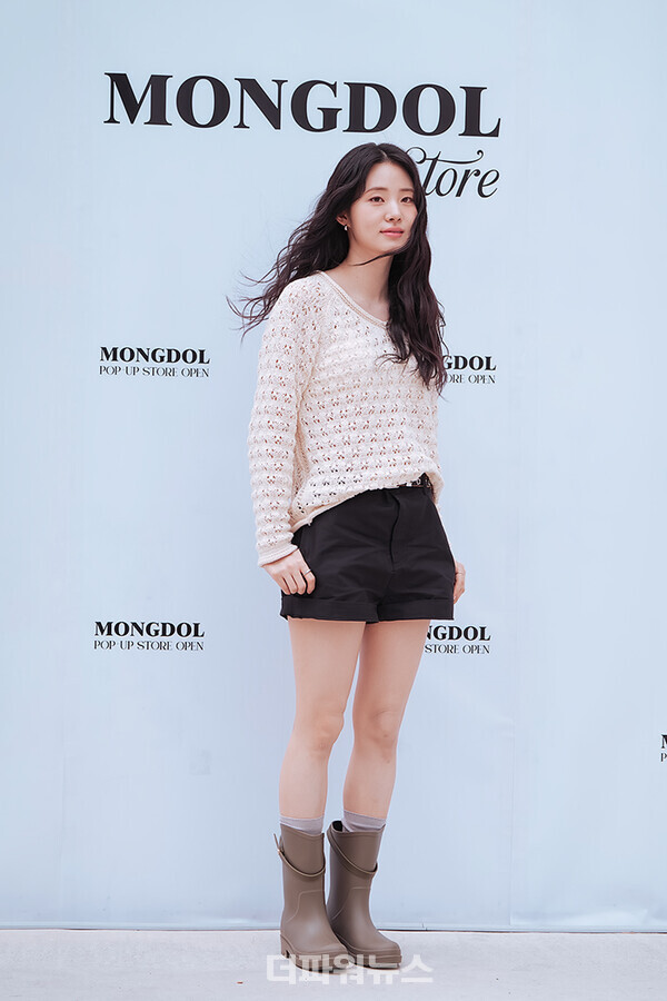 신시아,포토월행사