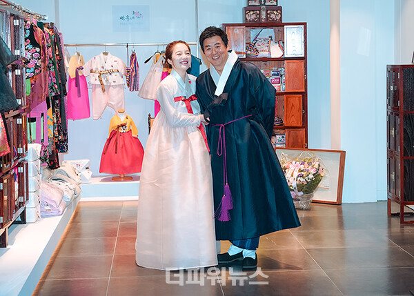 황보라-성동일,박술녀한복인사동점오픈식행사
