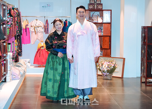 심진화-김원효,박술녀한복인사동점오픈식행사