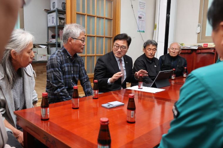 우원식 (가운데) 국회의장 (사진=공보수석실)