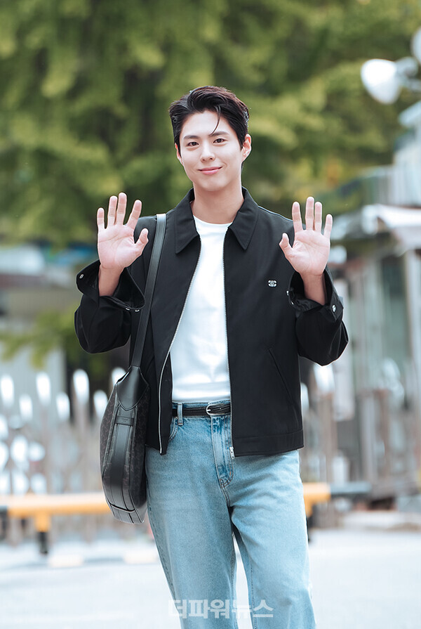 박보검,KBS‘박보검의칸타빌레’출근길