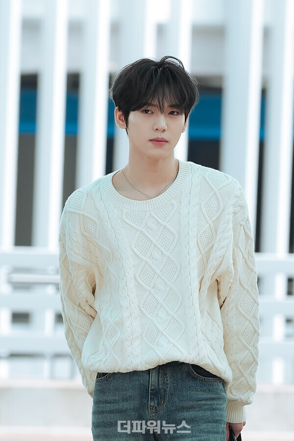 제로베이스원한유진,인천국제공항출국