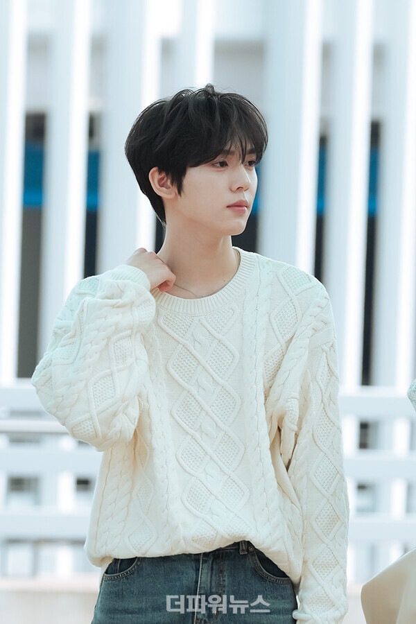 제로베이스원한유진,인천국제공항출국