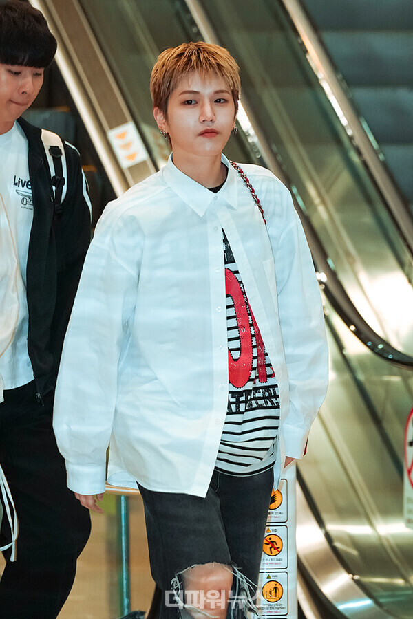 보이넥스트도어리우,김포국제공항출국