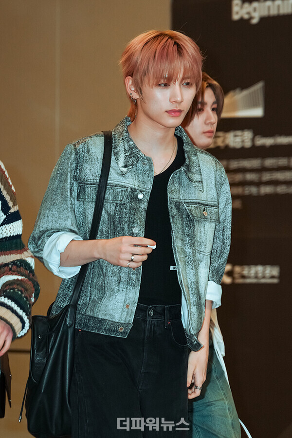 보이넥스트도어태산,김포국제공항출국