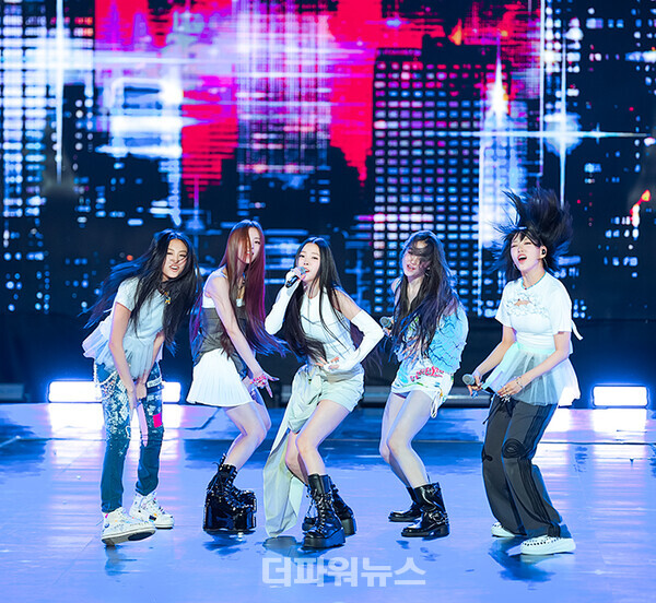 MEOVV(미야오),1stEP'MYEYESOPENVVIDE'미디어쇼케이스