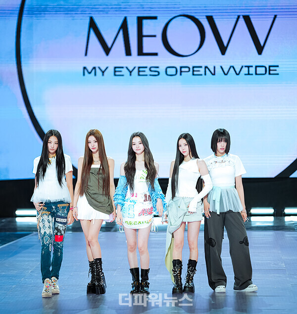 MEOVV(미야오),1stEP'MYEYESOPENVVIDE'미디어쇼케이스