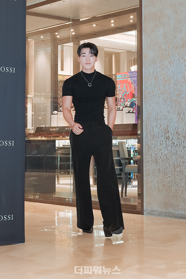 에이티즈산,REPOSSI(레포시)현대판교점오프닝행사