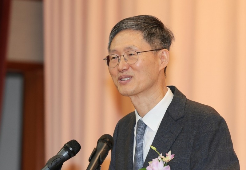 퇴임사 하는 문형배 헌재 소장 권한대행(사진=연합뉴스)
