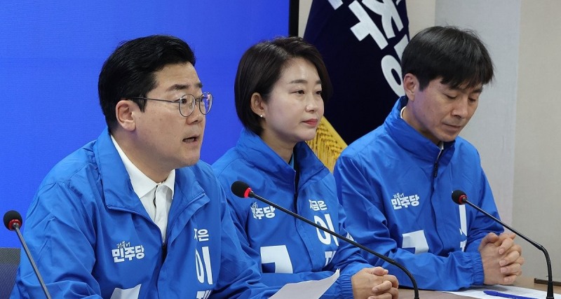 발언하는 박찬대 총괄선대위원장(사진=연합뉴스)