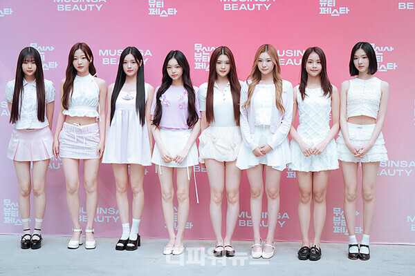 하츠투하츠,포토월행사