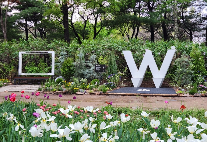 ‘윈터숲’ 벤치정원