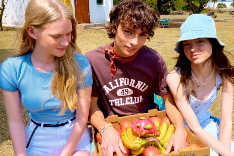 이랜드 후아유, ‘골든 아워 클럽’ 컬렉션 선보여