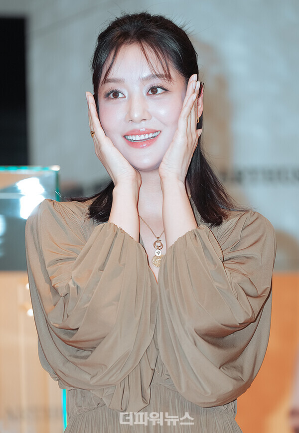 차주영,아르튀스베르트랑팝업포토콜행사