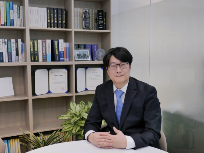 허범행 변호사