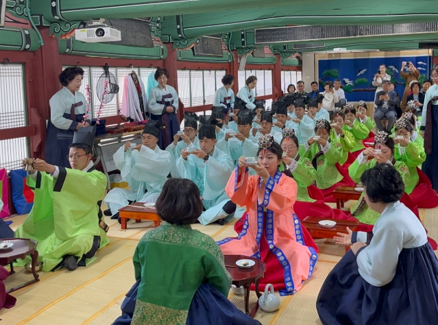 강릉시, '2025년 전통 성년례' 실시