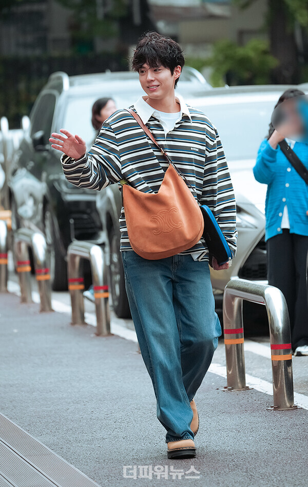 박보검,KBS‘박보검의칸타빌레’출근길