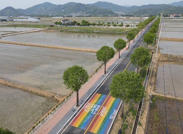 직탕은행나무길