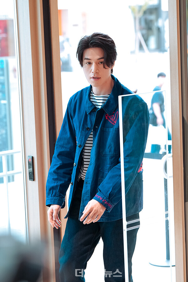 이동욱,포토월행사