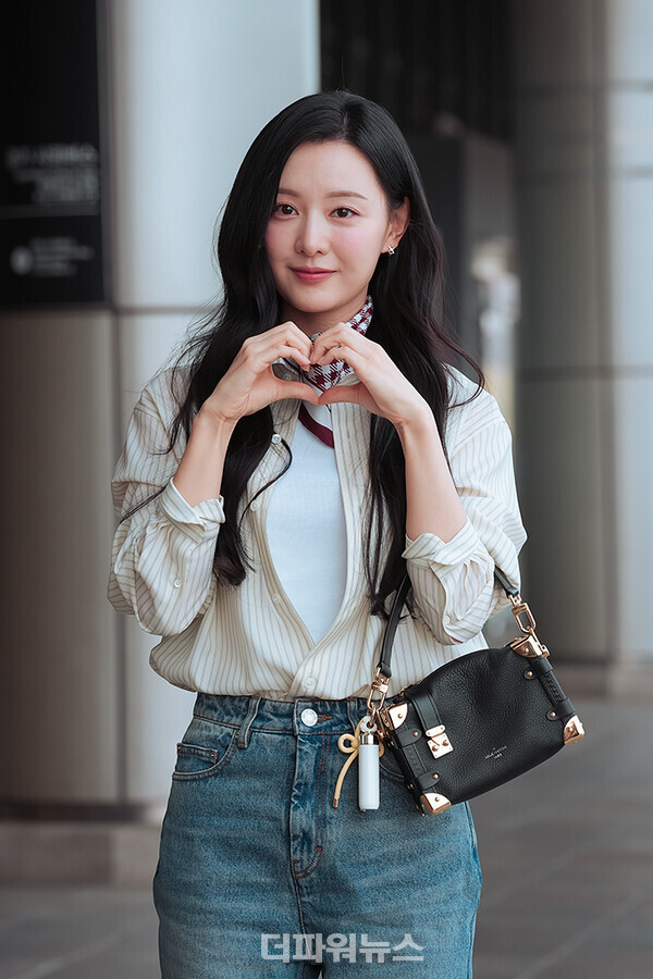 김지원,김포국제공항출국