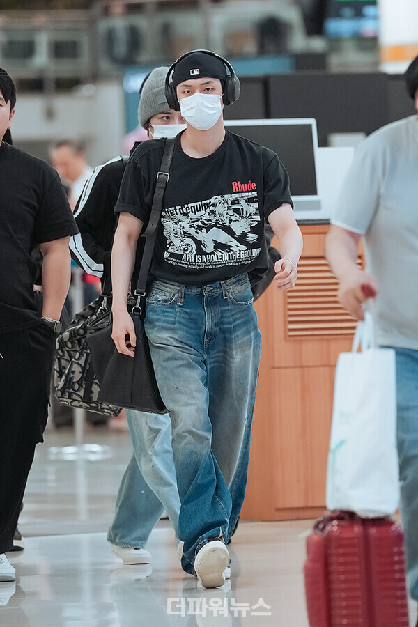 투모로우바이투게더연준,김포국제공항입국