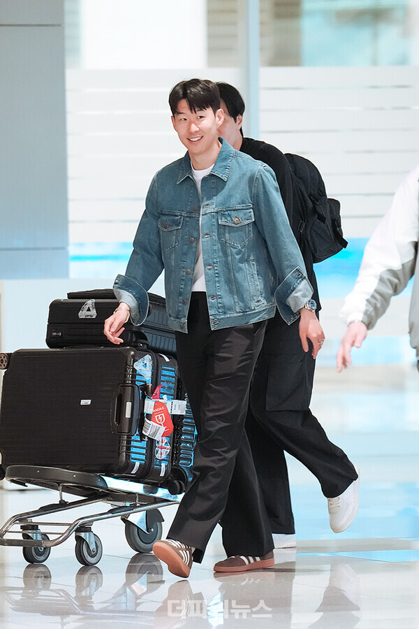 손흥민,인천국제공항입국