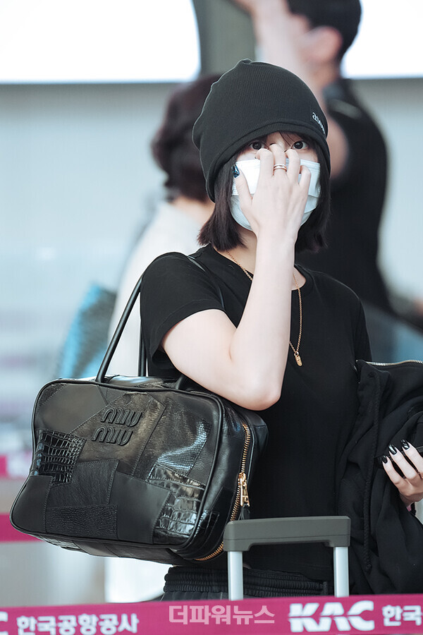 트와이스모모,김포국제공항출국