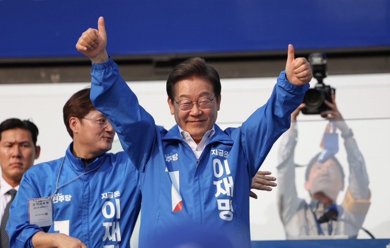 서초·강남에서 지지호소하는 이재명 후보(사진=연합뉴스)