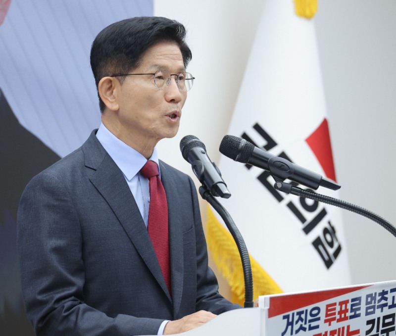 대국민호소문 발표하는 김문수 후보(사진=연합뉴스)