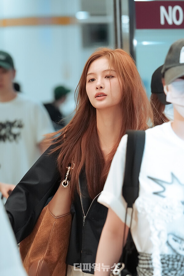 엔믹스설윤,김포국제공항입국