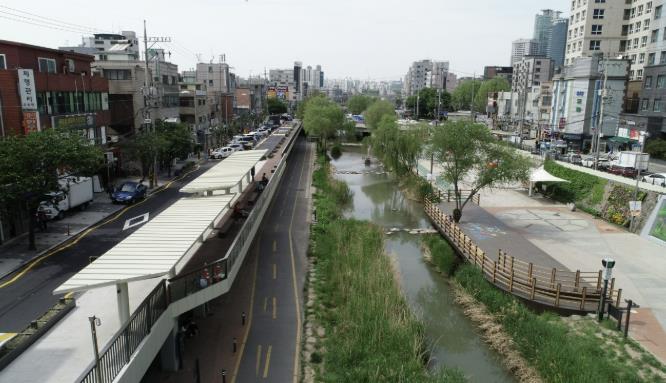 별빛내린천 전경