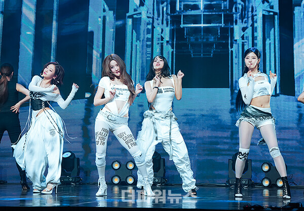 키스오브라이프,4번째미니앨범‘224’(투투포)쇼케이스