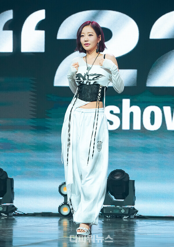 키스오브라이프쥴리,4번째미니앨범‘224’(투투포)쇼케이스