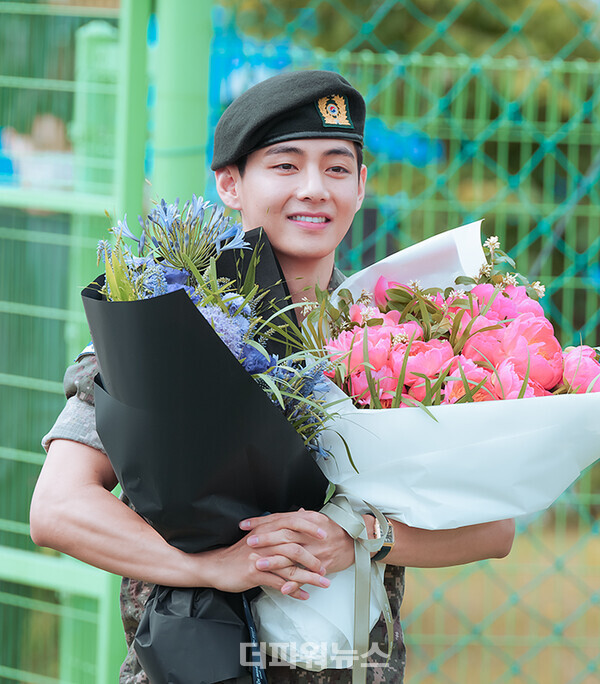 방탄소년단뷔,전역행사