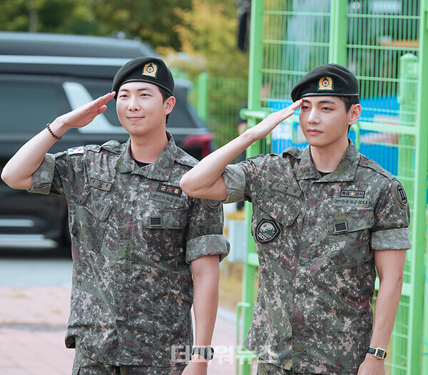 방탄소년단RM-뷔,전역행사