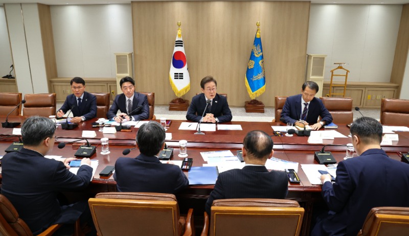 이재명 대통령, 경제안보 긴급 점검(사진=연합뉴스)