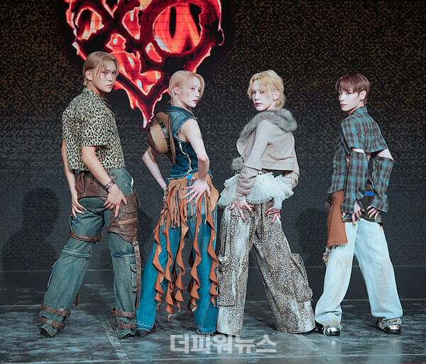 XLOV(엑스러브),싱글2집‘IONE’발매쇼케이스