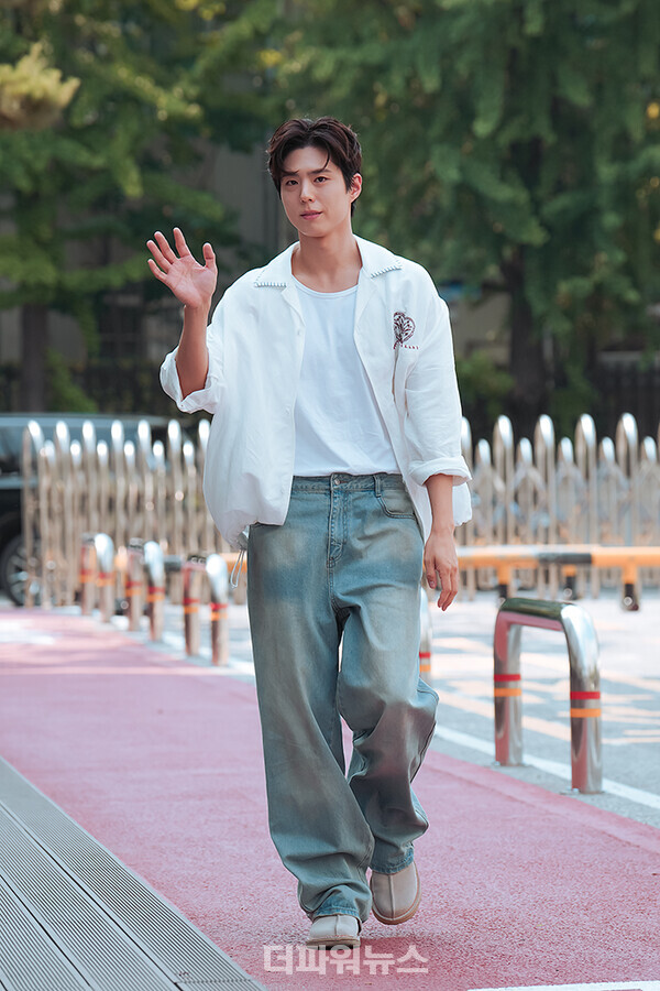 박보검,KBS‘박보검의칸타빌레’출근길