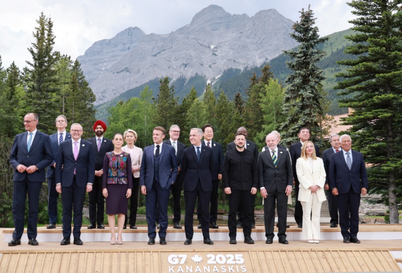 이재명 대통령, G7 정상회의 기념촬영(사진=연합뉴스)