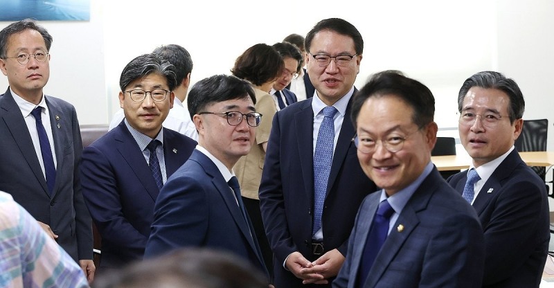 추경 관련해 모인 당정대(사진=연합뉴스)